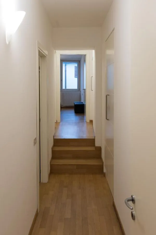 Villa Casa Piazza Del Porto Lovere 0*,  Italia